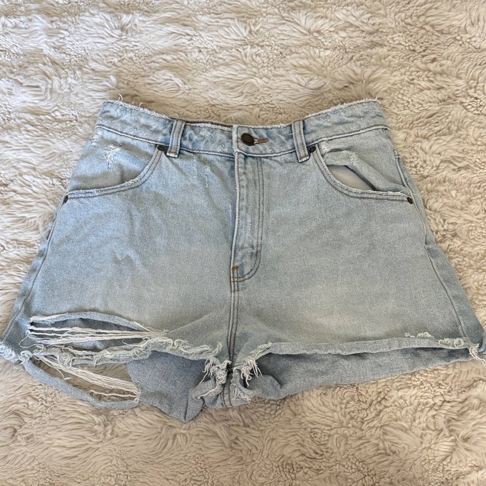 ROLLA'S Light Wash Distressed Jean Shorts